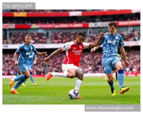 英超联赛激战正酣球迷热情高涨期待精彩对决与传奇时刻 英超联赛激战正酣球迷热情高涨期待精彩对决与传奇时刻